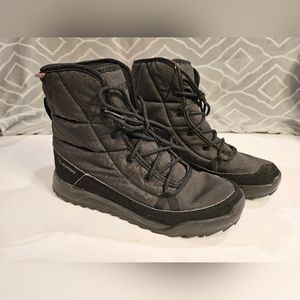 Adidas Terrex Women's size 7 boots